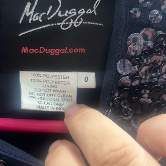 Mac Duggal 10509 NWOT SLEEVELESS HIGH NECK BEADED MIDI SHEATH DRESS - Picture 6 of 6